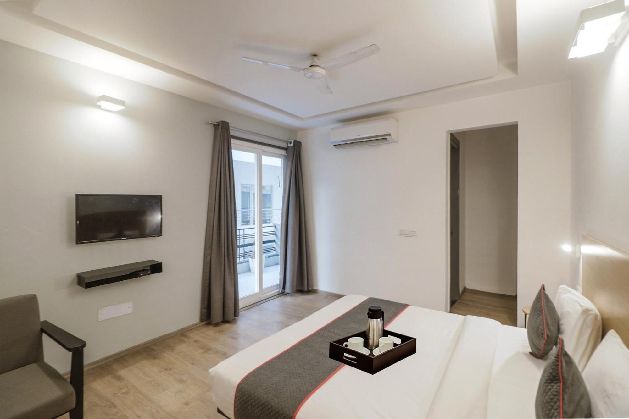 Townhouse Hotel Flora Lite Gurgaon Exterior photo
