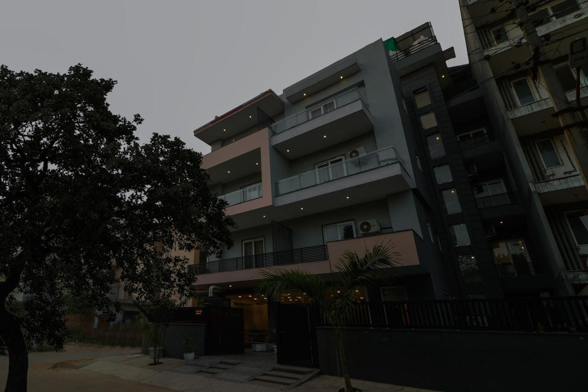 Townhouse Hotel Flora Lite Gurgaon Exterior photo