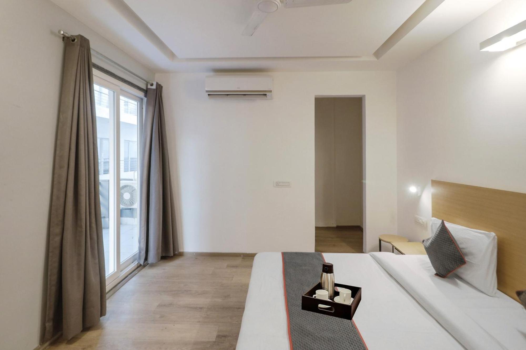 Townhouse Hotel Flora Lite Gurgaon Exterior photo